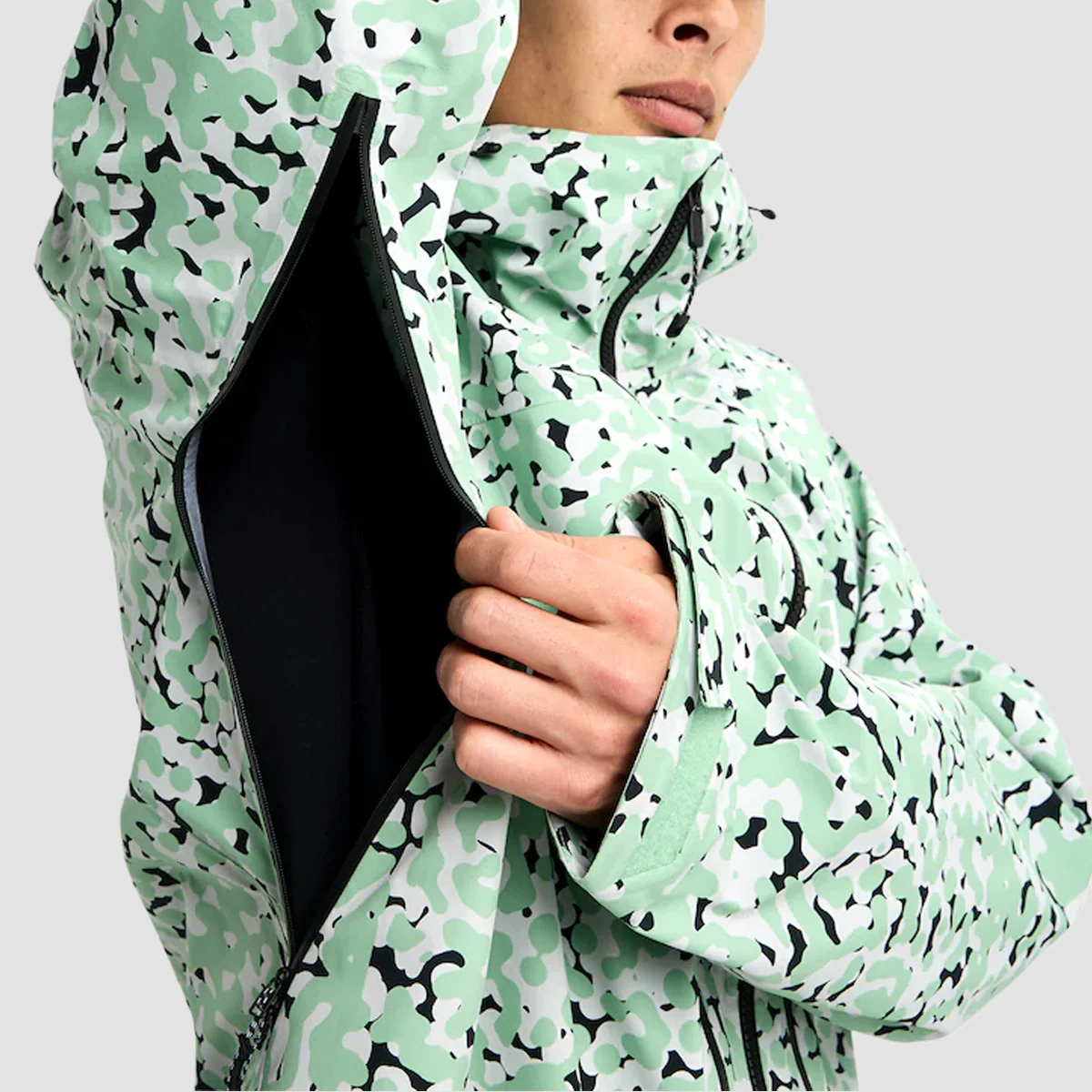 Burton [ak] Tuvak GORE-TEX C-Knit 3L Snow Jacket Sage Dot Camo - Image 4