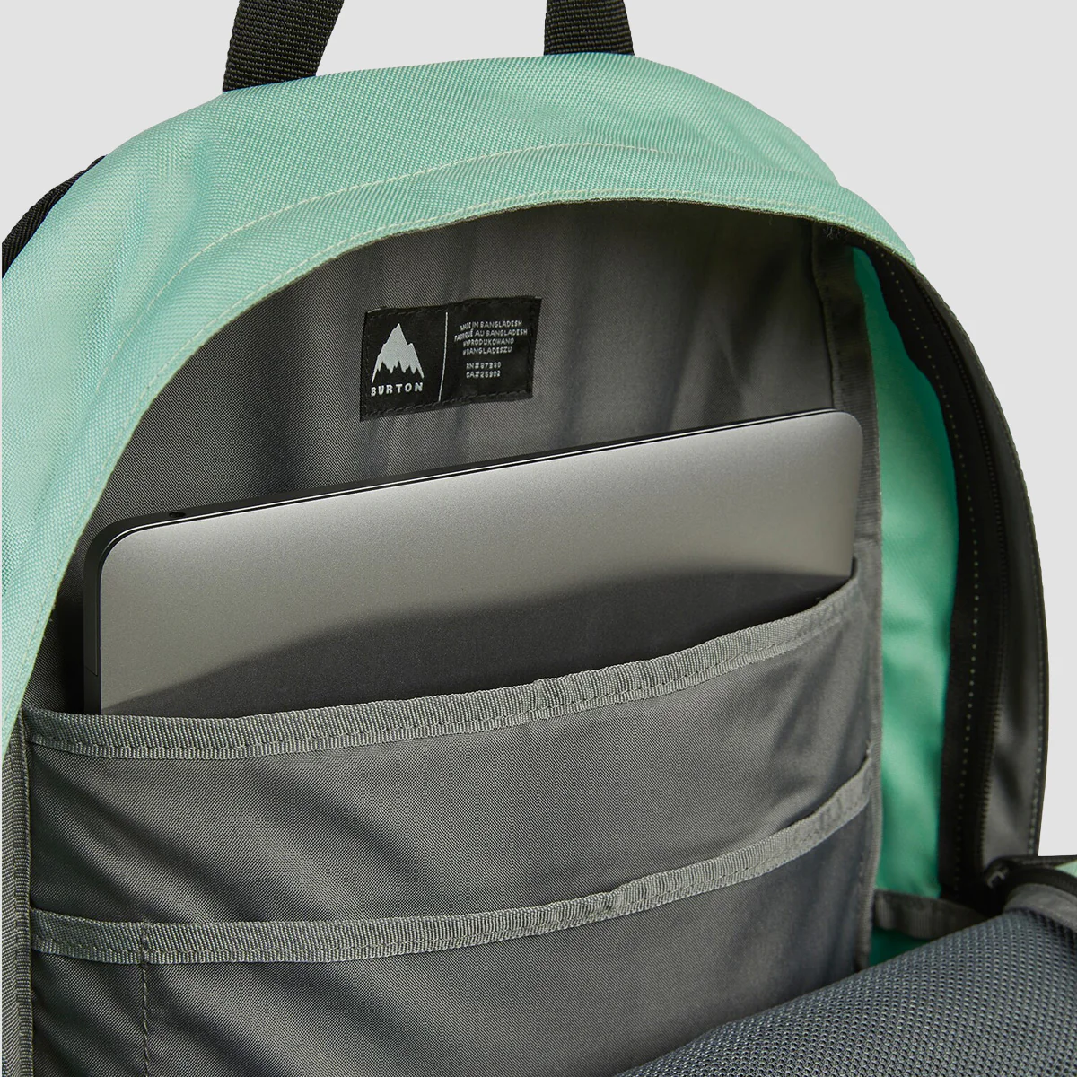 Burton Emphasis 2.0 26L Backpack Soft Sage - Image 3