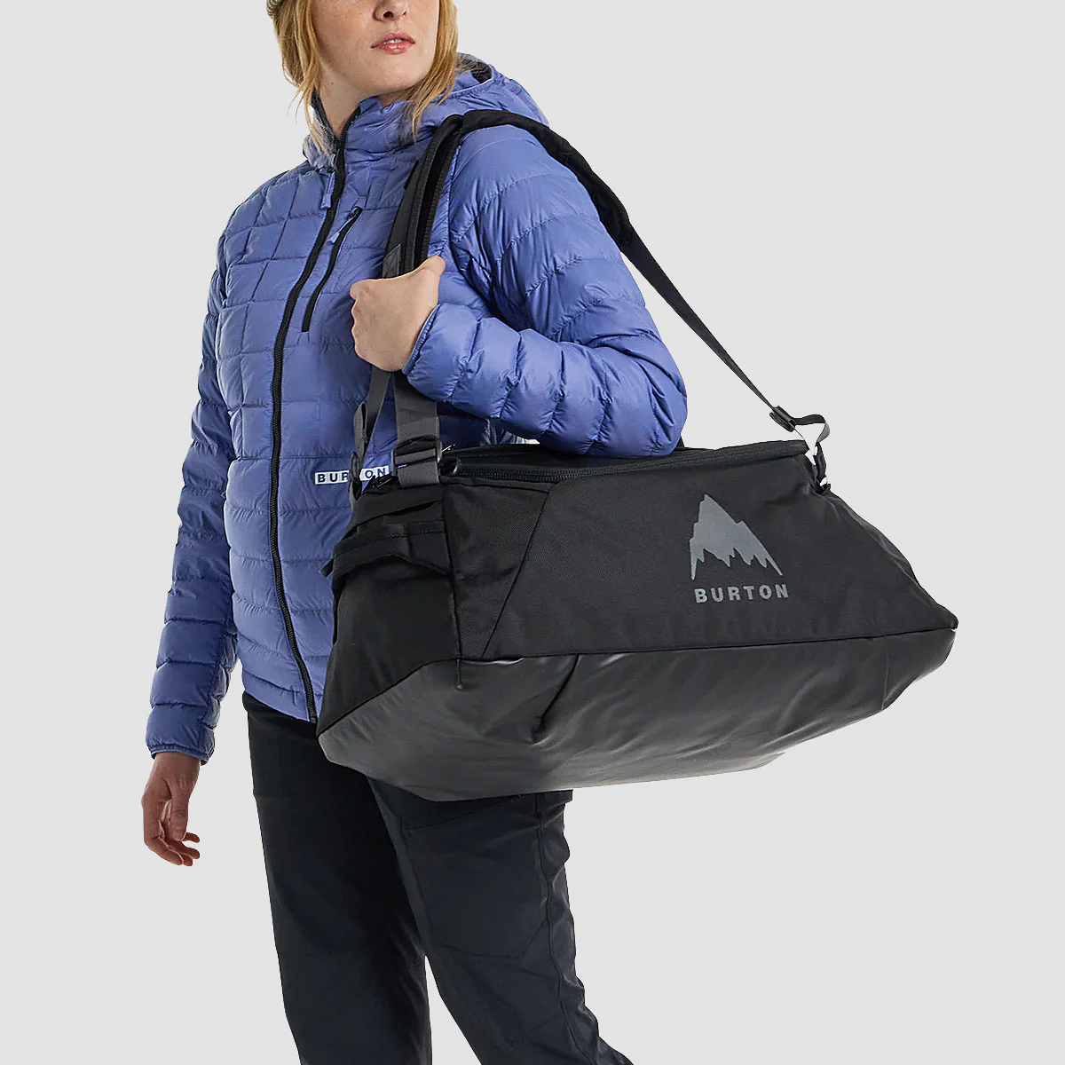 Burton Multipath 40L Small Duffel Bag True Black Ballistic - Image 2