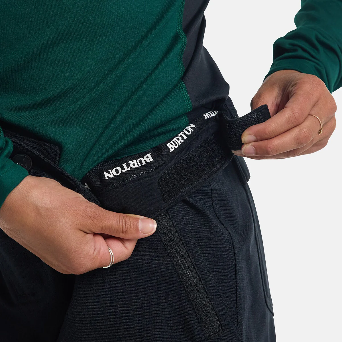 Burton Vida 2L Stretch Snow Pants True Black - Womens - Image 3