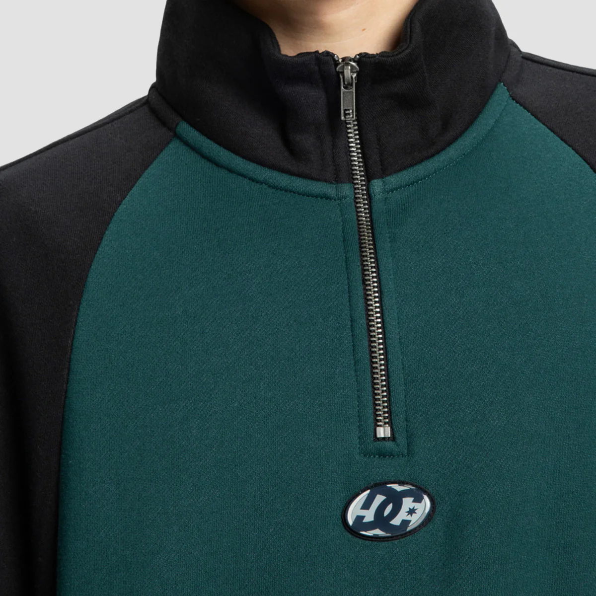 DC Maestro 1/4 Zip Sweatshirt Ponderosa Pine - Image 3