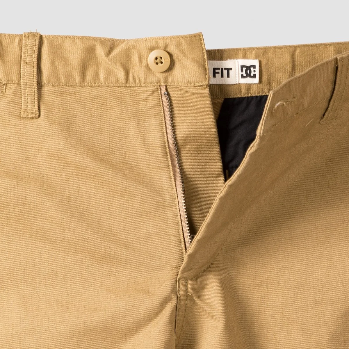 DC Worker Straight 20.5" Chino Shorts Khaki - Image 3