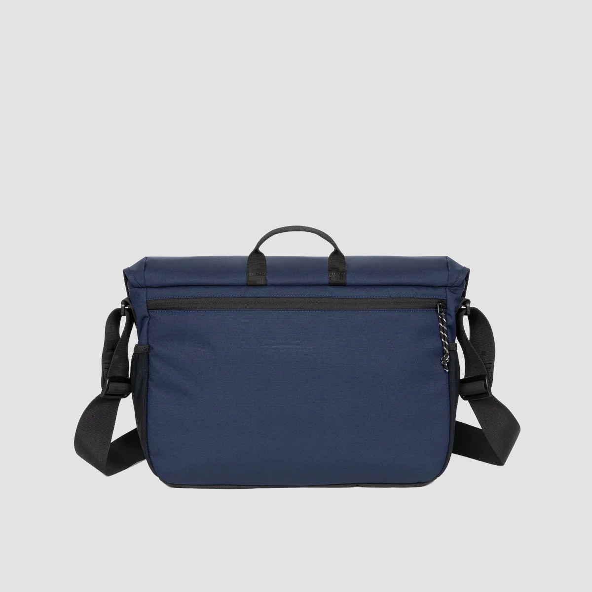 Eastpak Courier Pro 18.5L Messenger Bag CS Navy Pro - Image 2