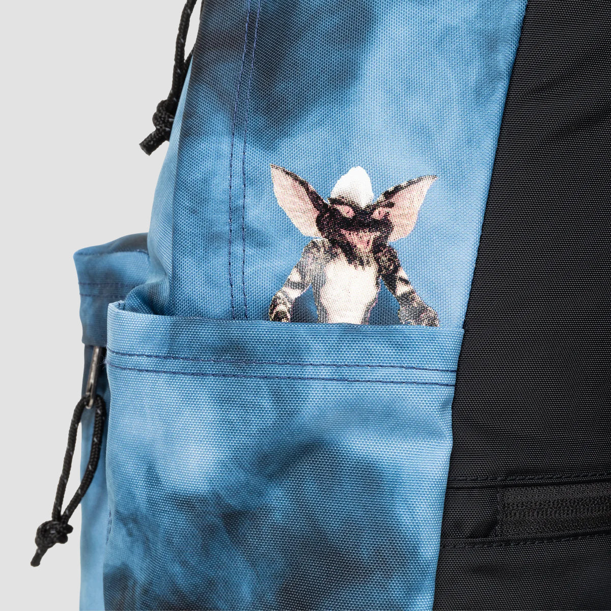 Eastpak Day Pak'r 24L Backpack Gremlins Clouds - Image 3