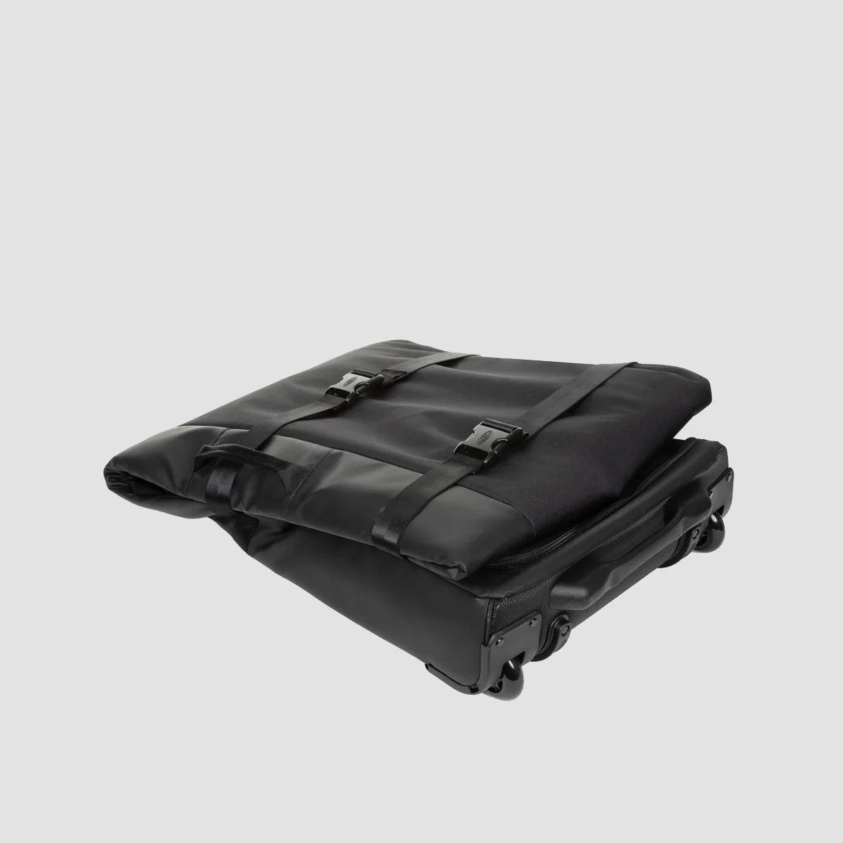 Eastpak Wheeled 88L Snowboard Bag Tarp Black - Image 3