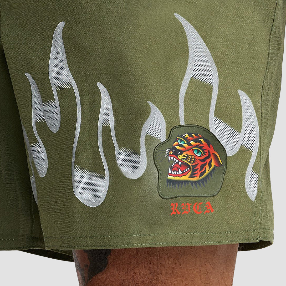 RVCA Yogger 2 In 1 17" Shorts Army Green - Image 3