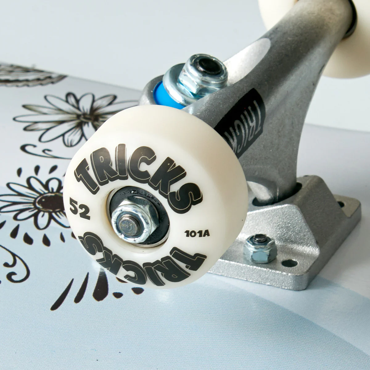Tricks Mexican Skateboard - 7.75" - Image 2