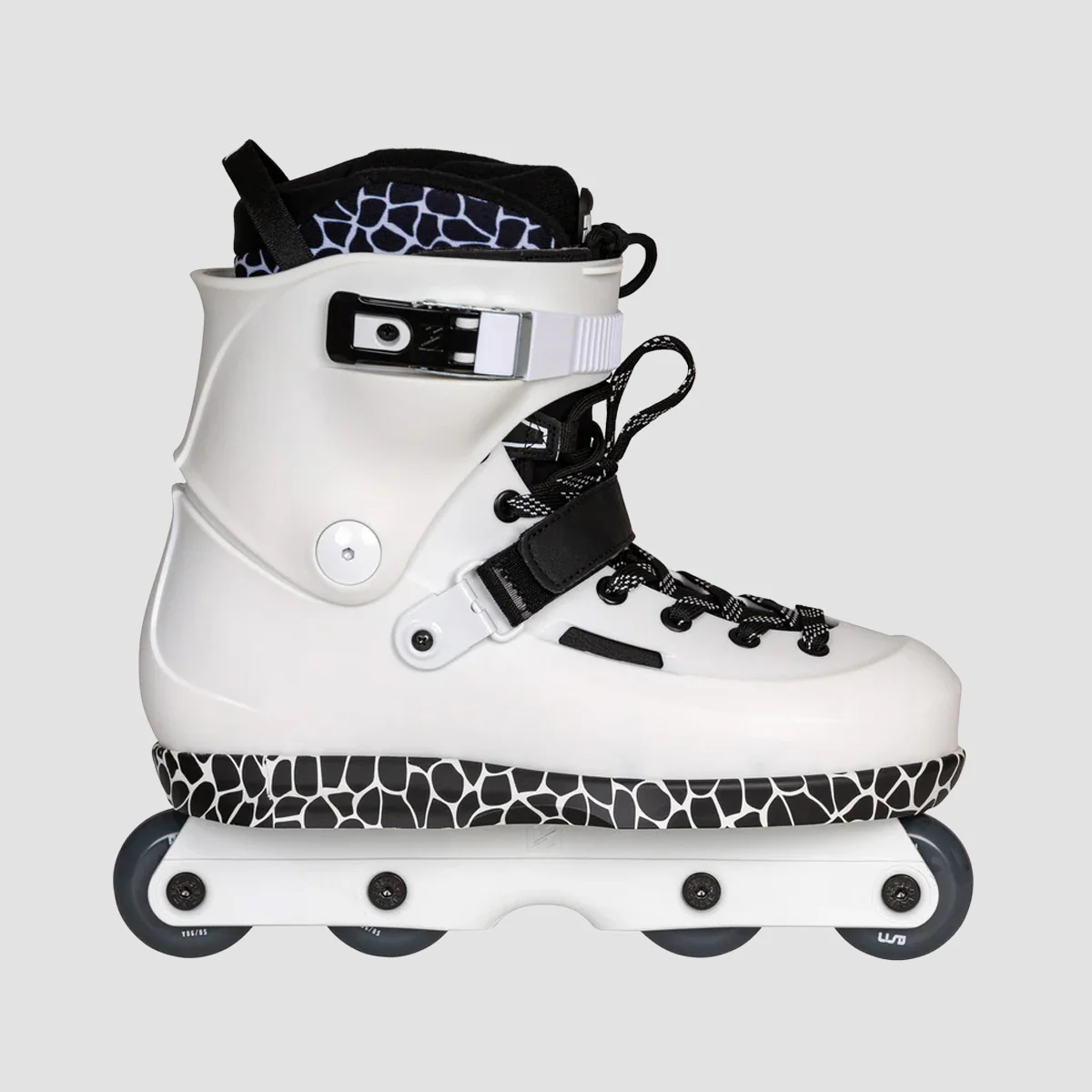 USD Sway Farmer Pro Aggressive Inline Skates White/Black