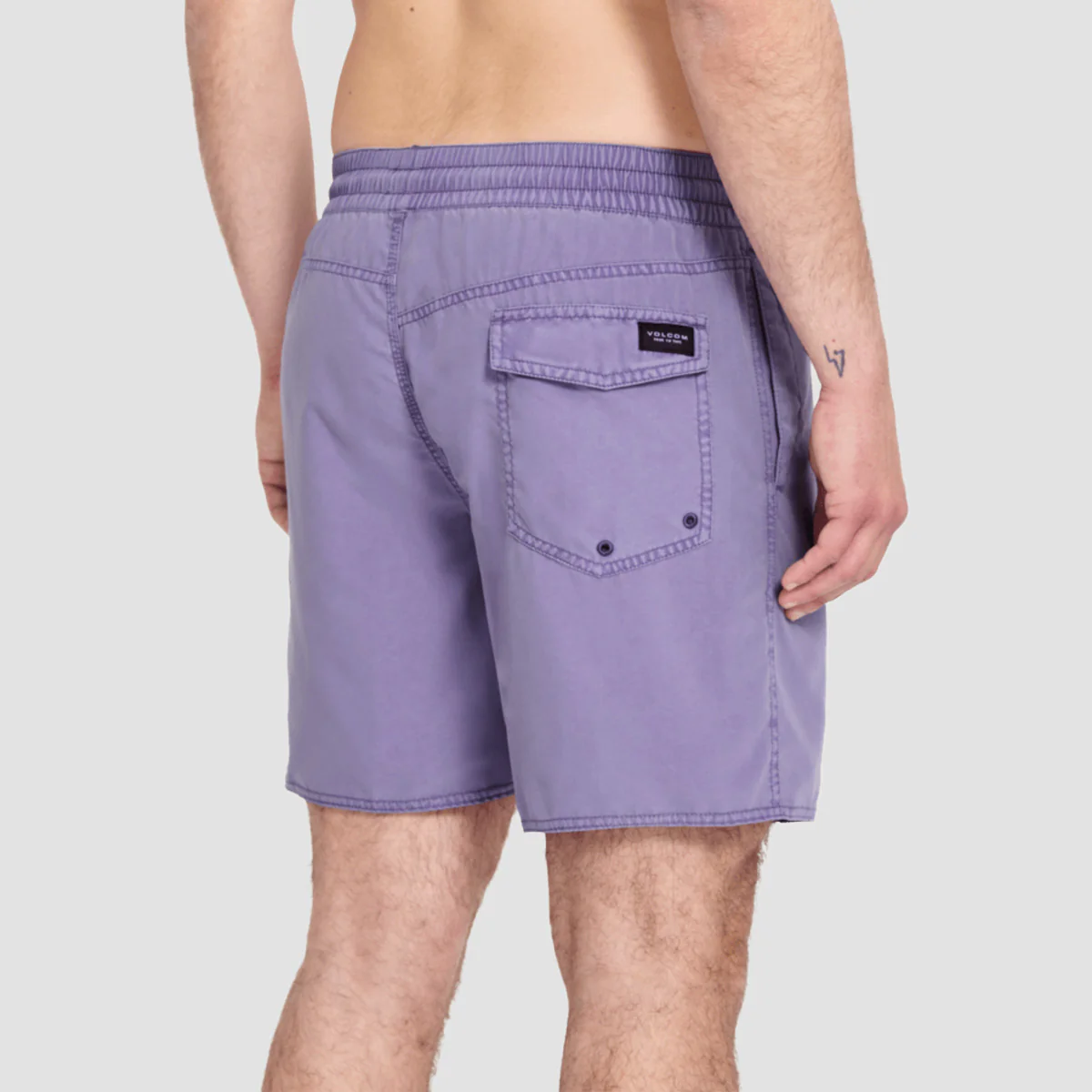 Volcom Center Trunk 17" Boardshorts Violet - Image 2
