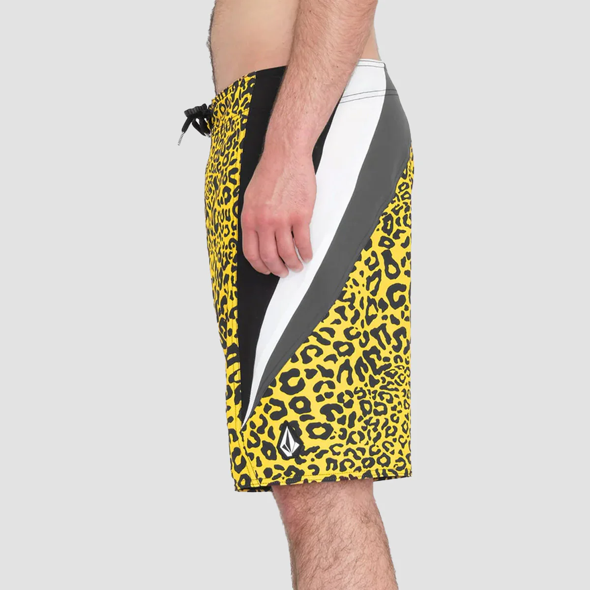 Volcom Surf Vitals J Robinson Mod 20" Boardshorts Lemon - Image 2